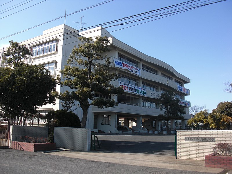 三郷工業技術高等学校