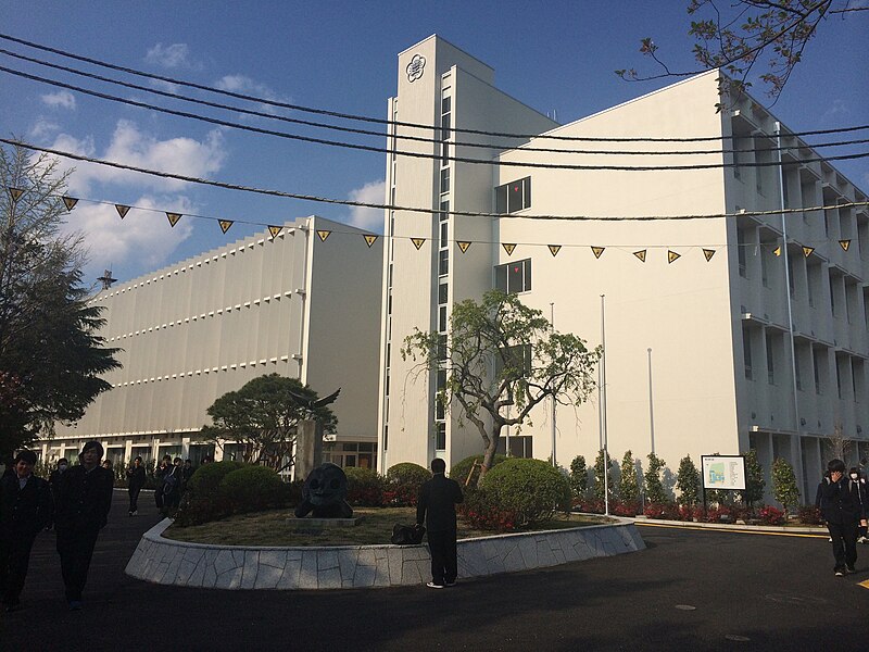 向の岡工業高等学校・定時制総合学科