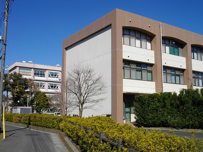 いずみ高等学校